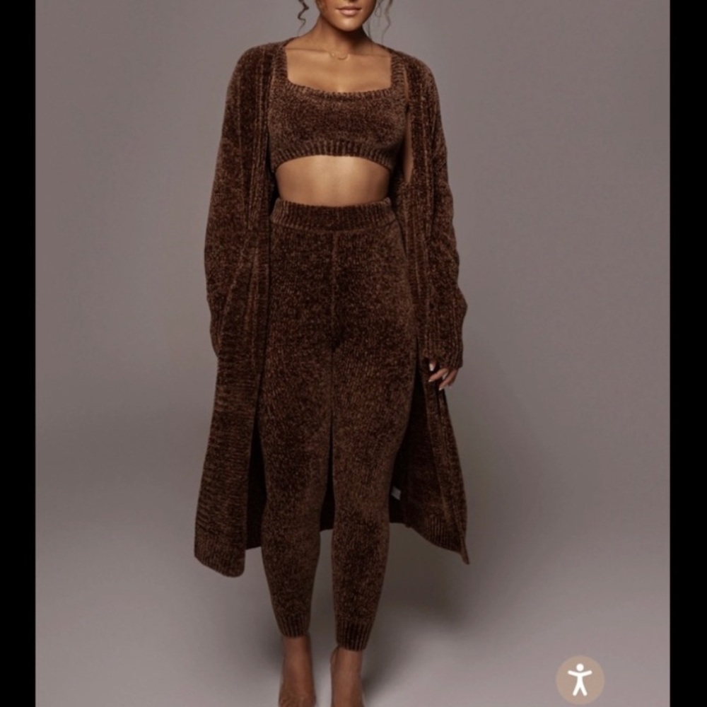 JLUX Chocolate Juniper CHENILLE Sweater
Pant and robe set